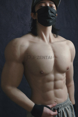 筋肉マンシリーズ新入荷　強い腕　体力満々　シリコン製　男性上半身